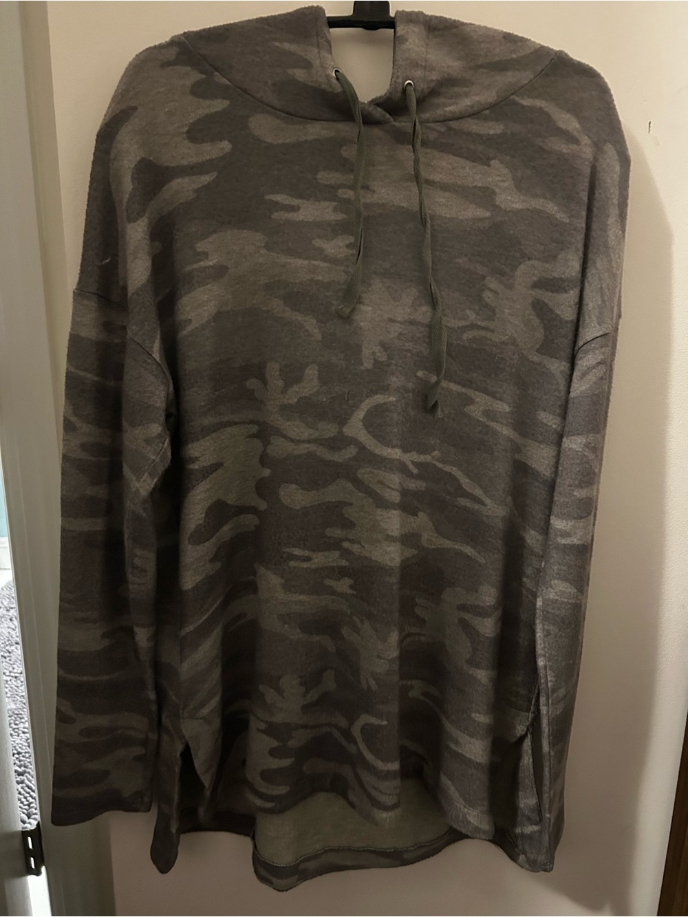 Matty M Camo Hooded Pullover